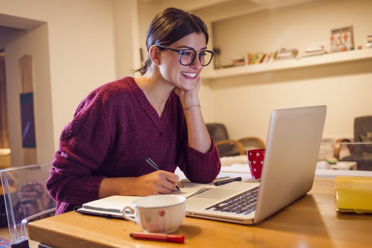 woman working on her laptop