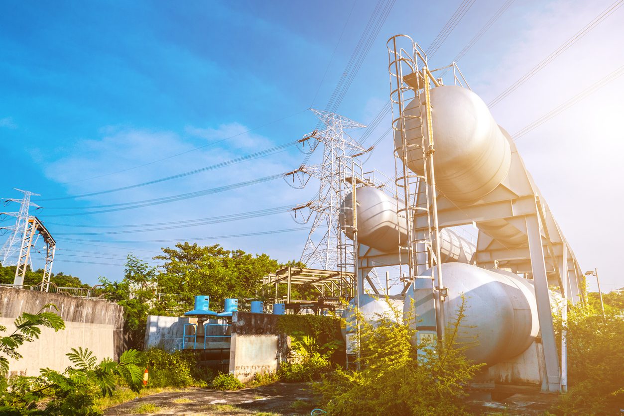 Gas tanks in the industrial estate, suspension energy